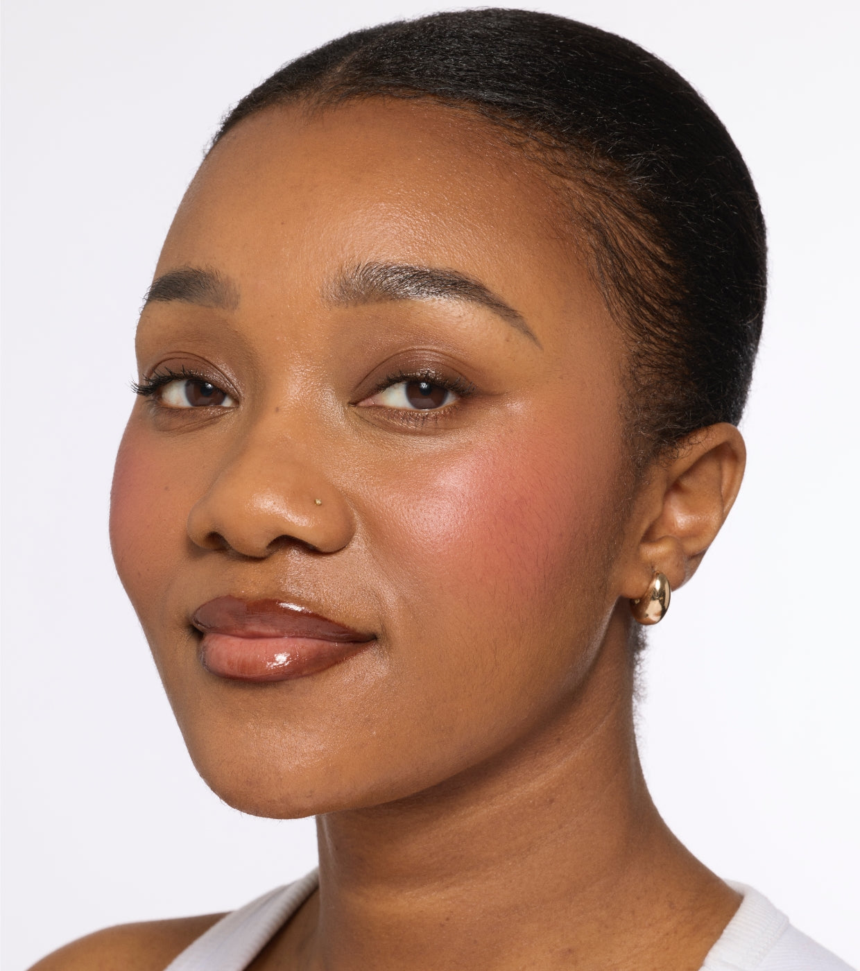 Makeup Revolution - Colorete Cream to Powder Bouncy Blur - Bouncy Berry