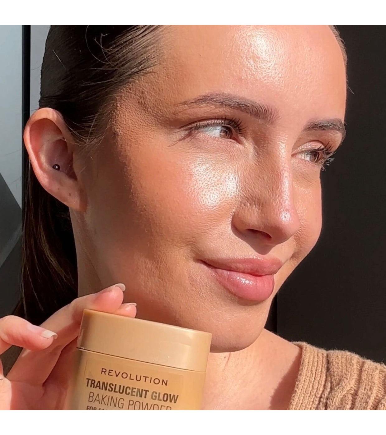 Makeup Revolution - Polvos sueltos para baking Translucent Glow - Fair to Light