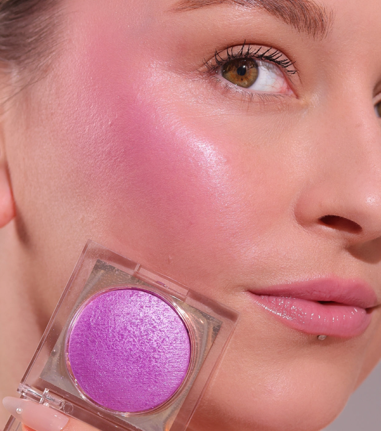 Revolution - Colorete Beam Bright - Lick of Lilac