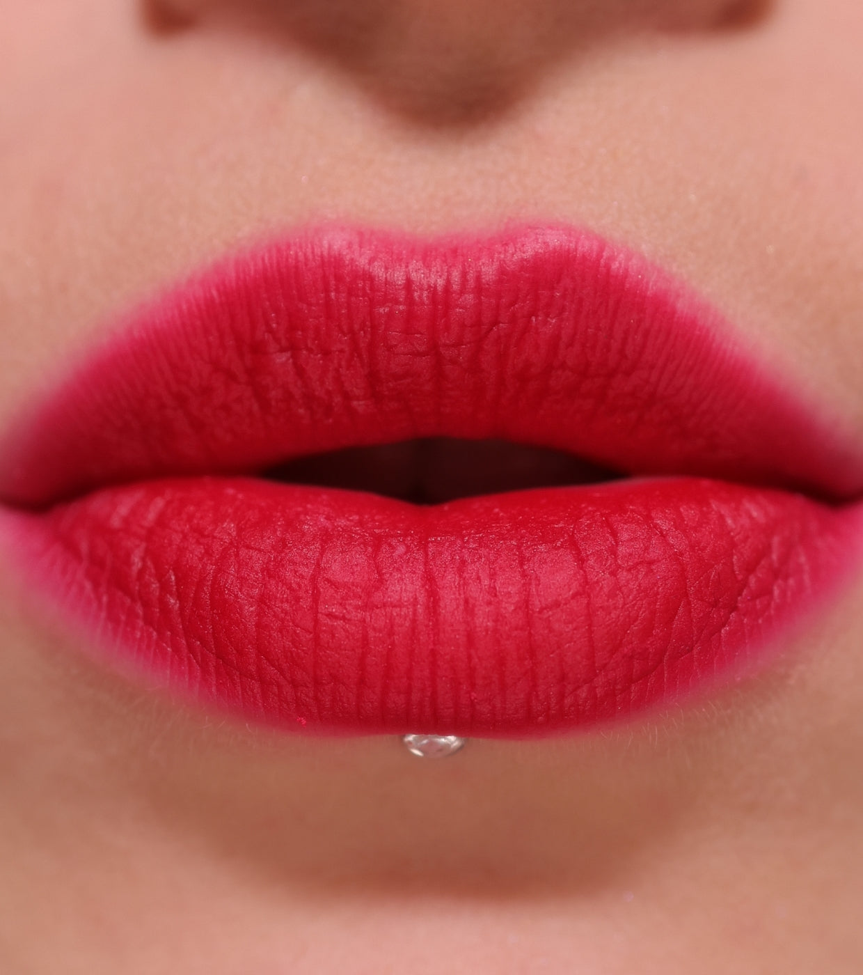 Revolution - Labial líquido mate Air Blur - Fiery