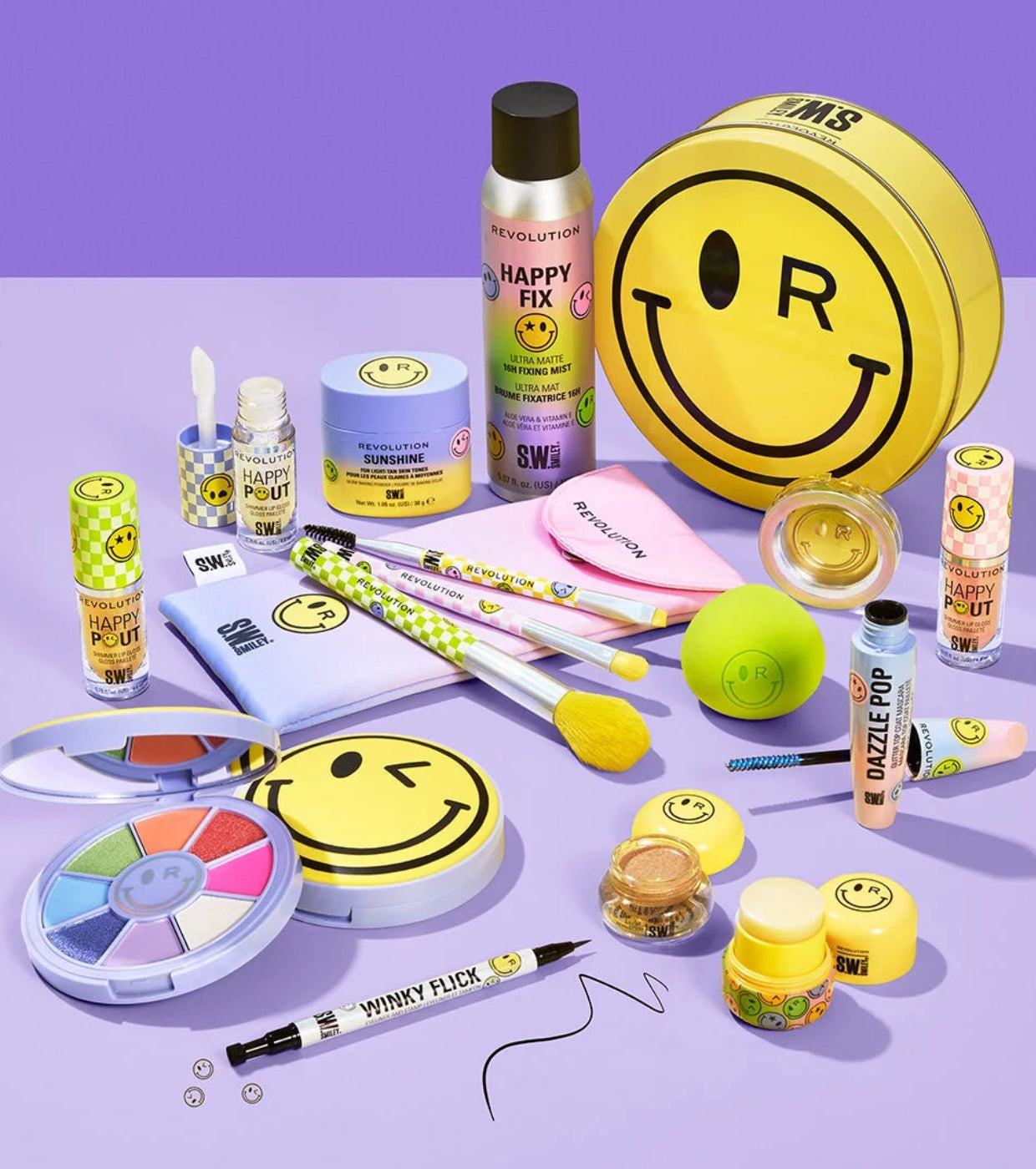 Makeup Revolution - *S.W.Smiley* - Esponja de maquillaje suave