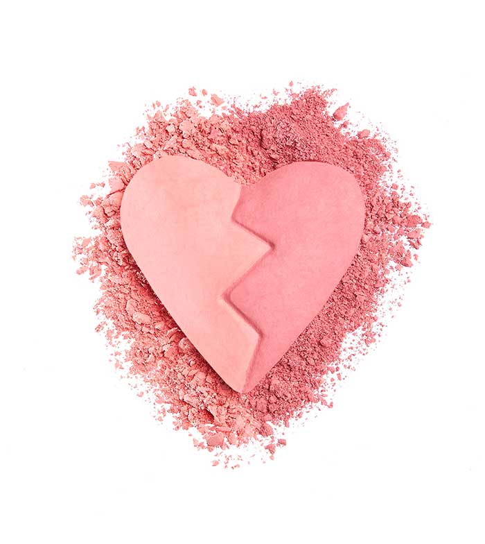 I Heart Revolution - Colorete en polvo Matte Heart Breakers - Independent