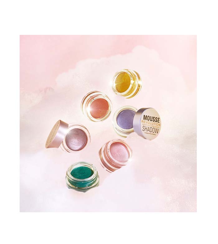 Makeup Revolution - Sombra de ojos en crema Mousse - Rose Gold