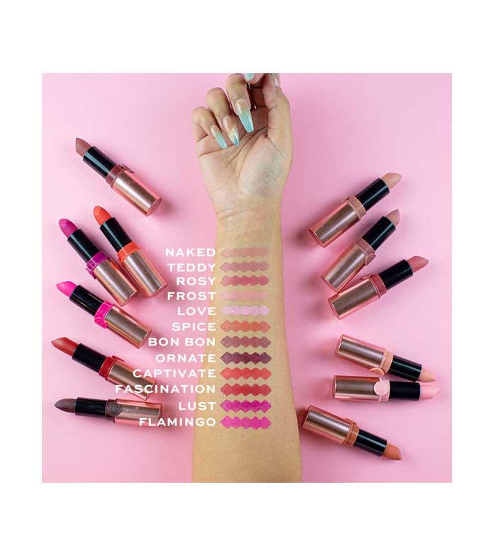 Revolution - Barra de Labios Powder Matte Lipstick - Teddy