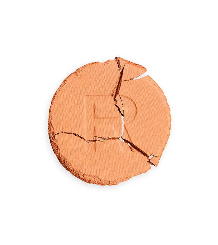 Revolution - Base de maquillaje en polvo Conceal & Define - P14.5