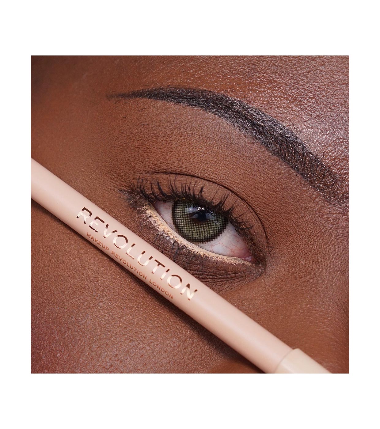 Revolution - Delineador de ojos Streamline Waterline Eyeliner Pencil - Ivory