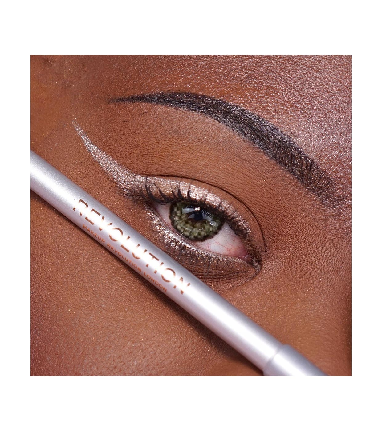 Revolution - Delineador de ojos Streamline Waterline Eyeliner Pencil - Silver