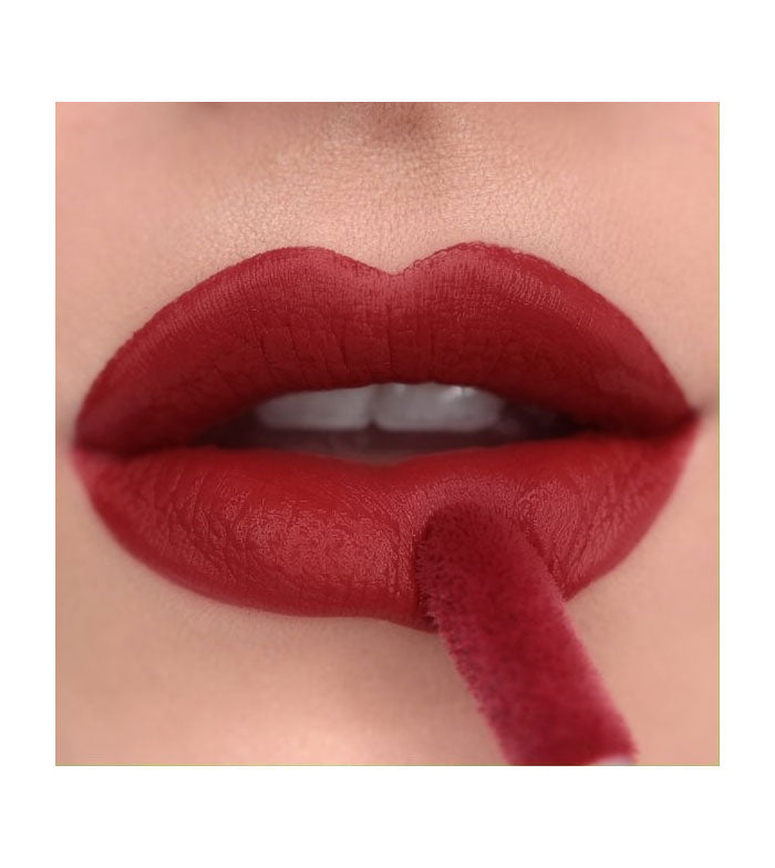 Revolution - Labial líquido Matte Bomb - Lure Red