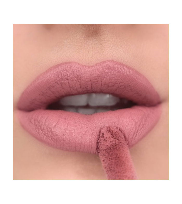Revolution - Labial líquido Matte Bomb - Nude Magnet