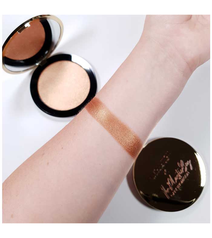 Revolution - *Makeup Revolution x The Plastic Boy* - Iluminador en polvo Splendour