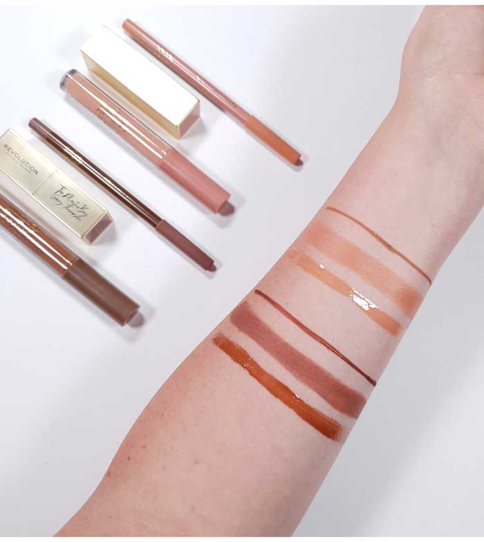 Revolution - *Makeup Revolution x The Plastic Boy* - Kit de labios - Hazelnut Macchiato