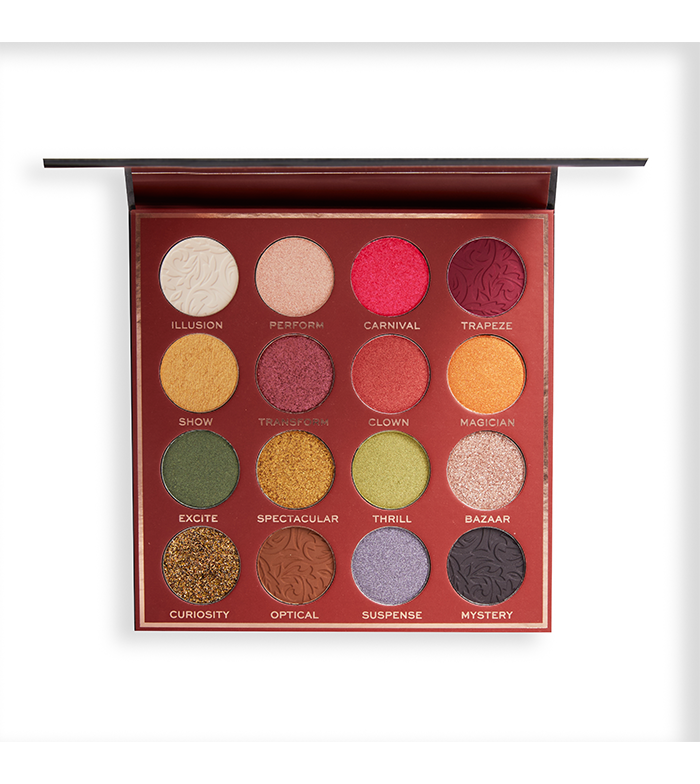 Revolution - *Halloween* - Paleta de sombras Carnival of Curiosity
