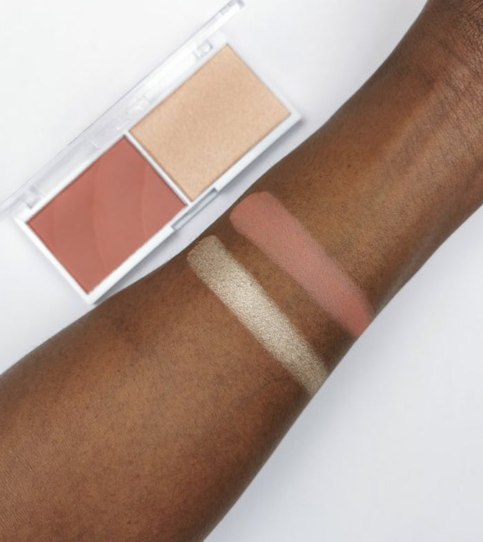 Revolution Relove - Dúo colorete e iluminador Colour Play Blushed - Kindness
