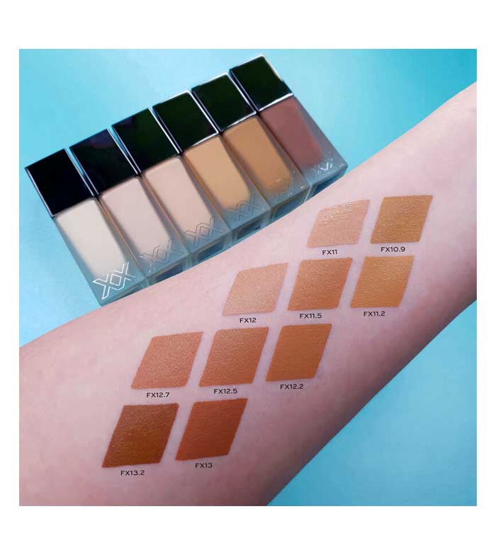 XX Revolution - Base de maquillaje Liquid Skin Fauxxdation - FX3.5