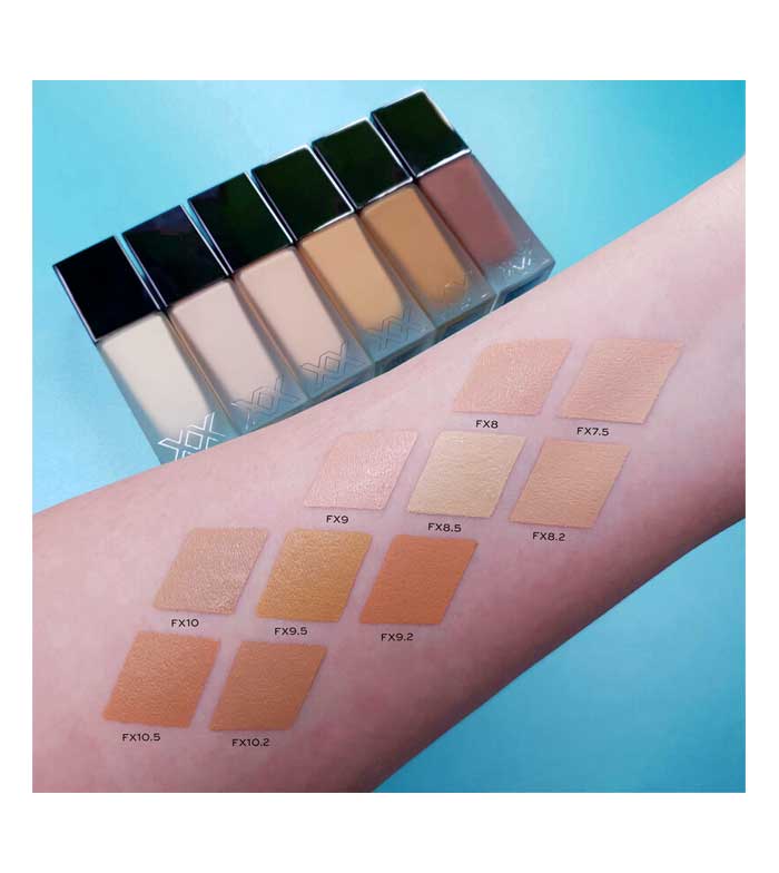 XX Revolution - Base de maquillaje Liquid Skin Fauxxdation - FX5.7