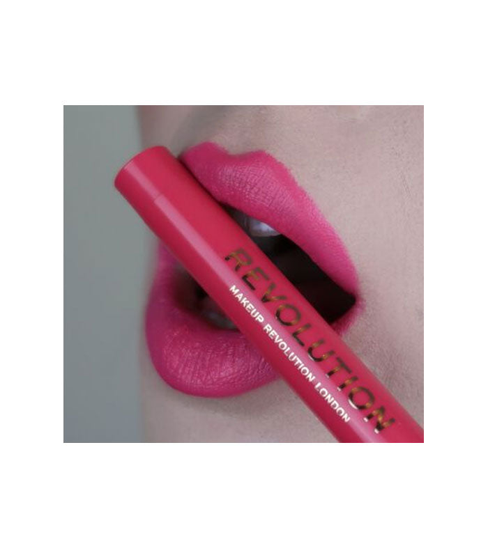 Revolution - Barra de Labios Velvet Kiss Lip Crayon - Cutie
