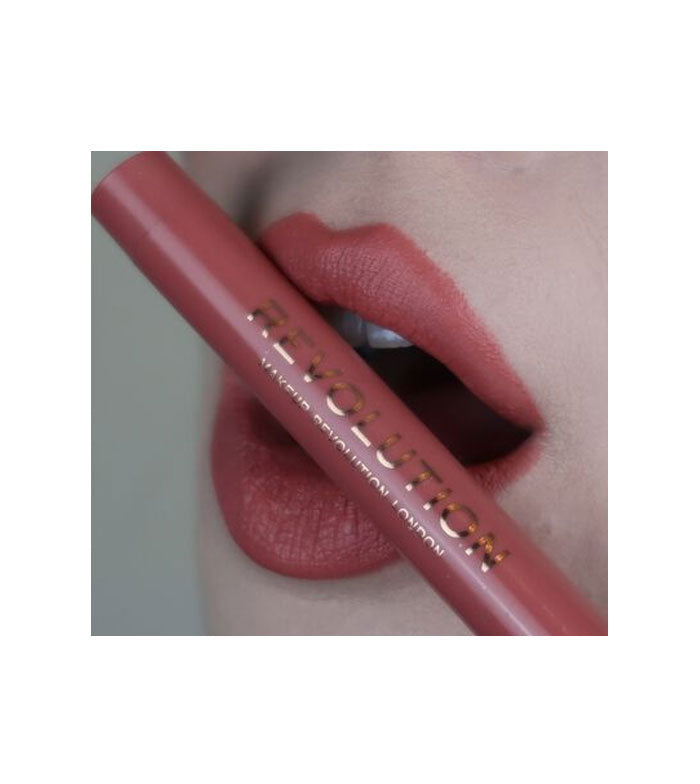 Revolution - Barra de Labios Velvet Kiss Lip Crayon - Icon