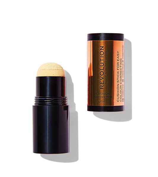 Revolution - Corrector en stick Cushion - Light