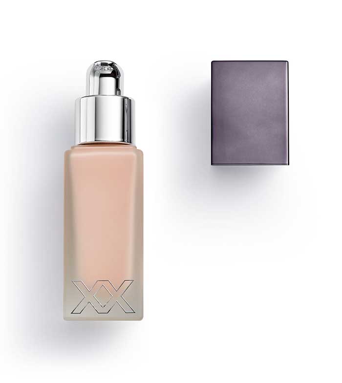 XX Revolution - Base de maquillaje Liquid Skin Fauxxdation - FX4